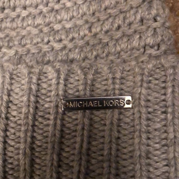Michael Kors Beanie - Picture 2 of 4
